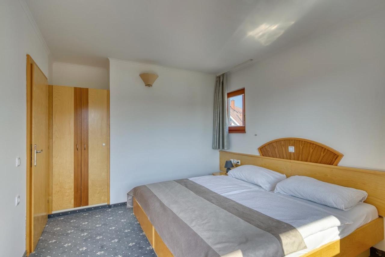 Garni Hotel Zvon Зрече Экстерьер фото