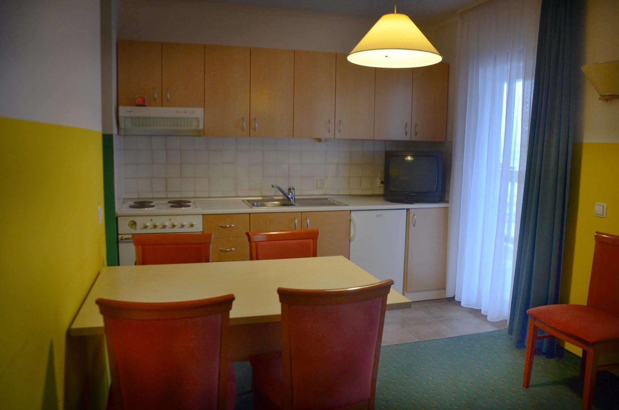 Garni Hotel Zvon Зрече Экстерьер фото